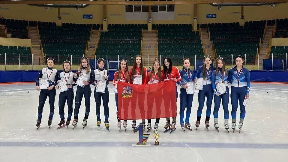 Подмосковная сборная завоевала семь наград на Кубке России и Всероссийских соревнованиях по шорт-треку