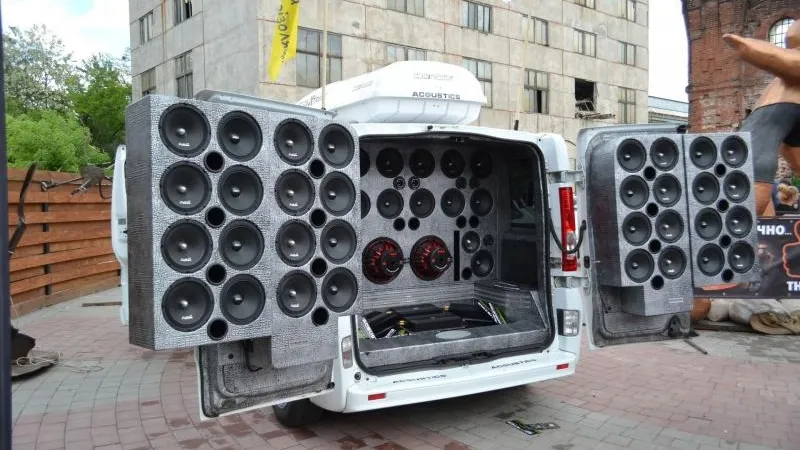 AurA Sound Equipment. Все для автозвука/vk.com