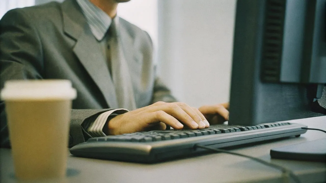 Цифровой паспорт вместо аттестата: как изменится карьера российских школьников через 5 лет