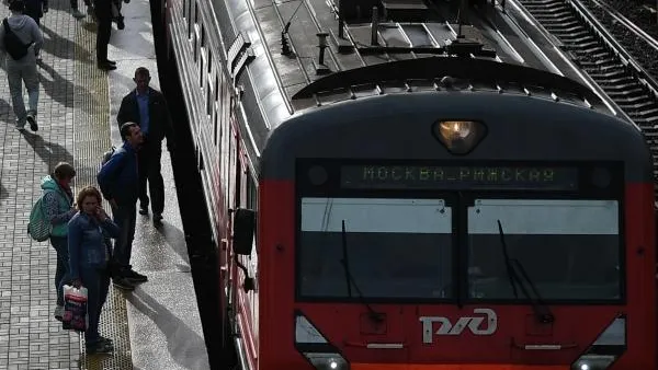 Движение поездов на Рижском направлении МЖД ввели в график после сбоя