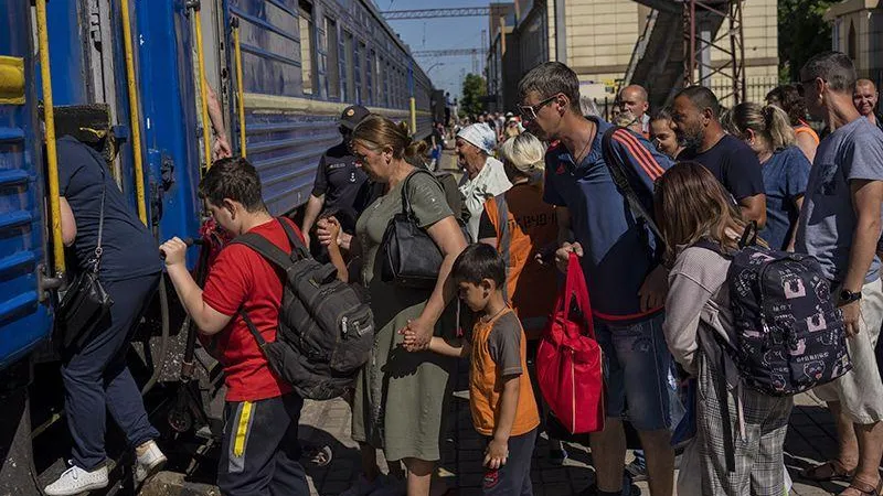 Реальной возможности эвакуировать три млн человек у киевских властей нет — мнение политолога