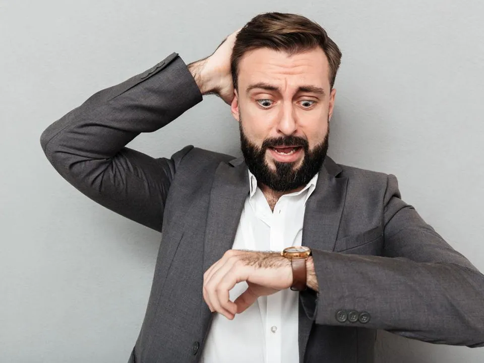 Манипуляция, тревога или депрессия: неочевидные причины, по которым ваш друг вечно опаздывает