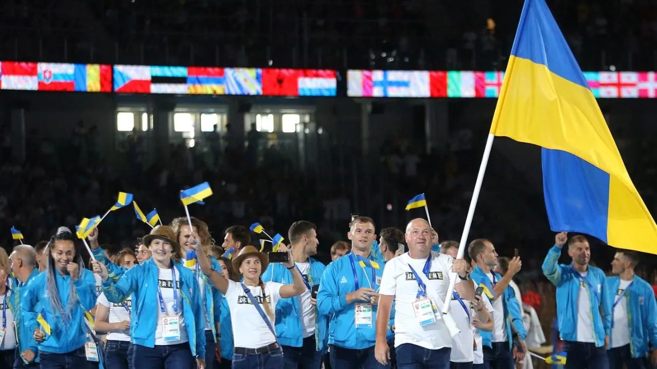 Украинских спортсменов могут исключить из сборных из-за невозвращения в страну