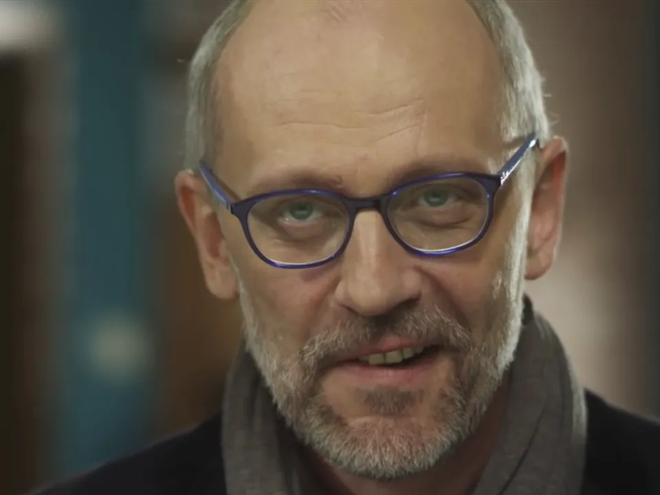 «Будто отец с дочерью»: раскрыты причины брака 61-летнего Гордона и 23-летней Каландадзе