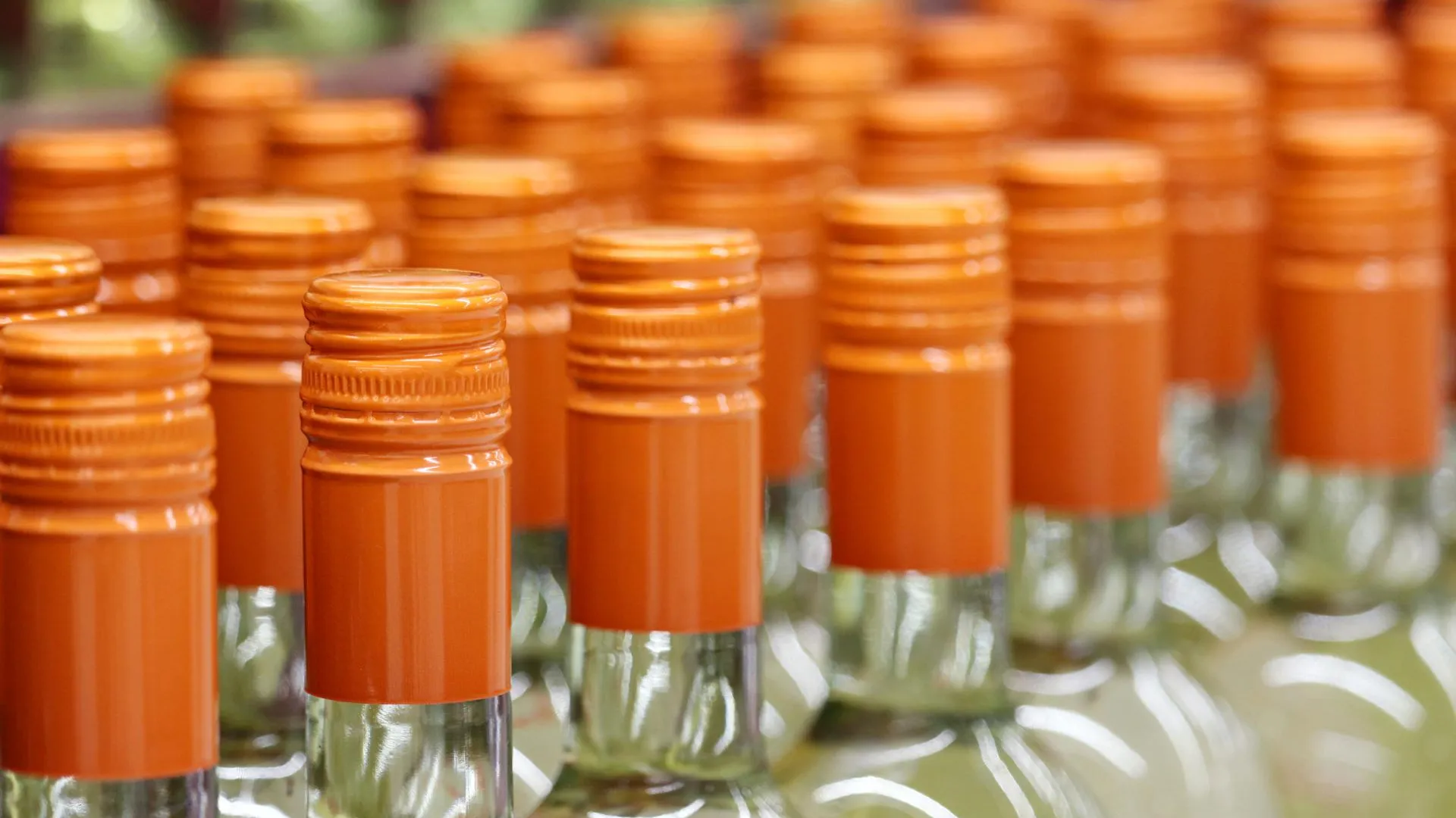 Поставщики вина в Россию грозятся поднять цены