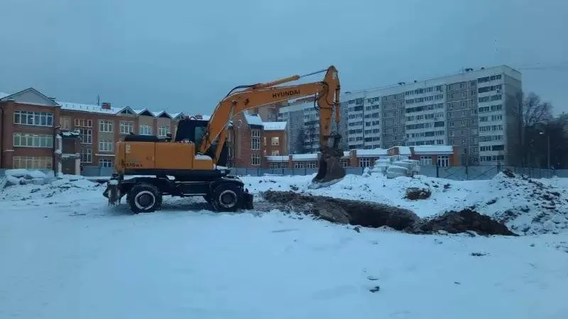 В подмосковном городе Чехов по областной программе начали строить школу