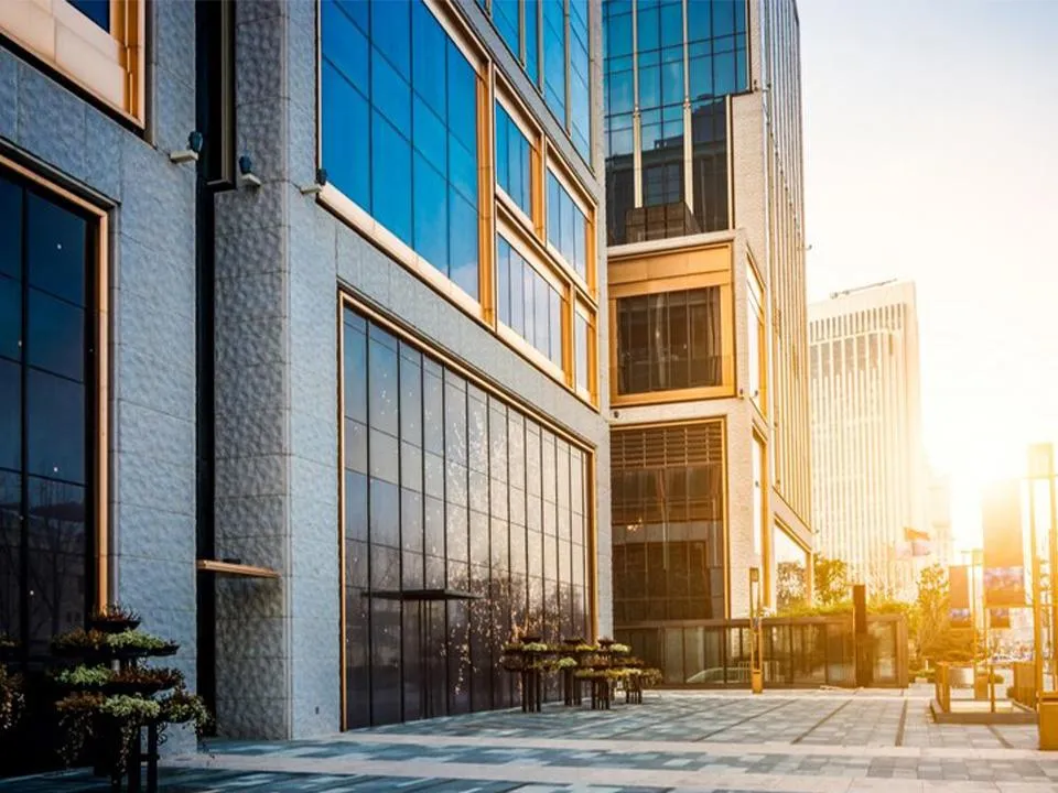 «Смели за полмесяца»: россияне выстроились в очереди за жильем в новостройках