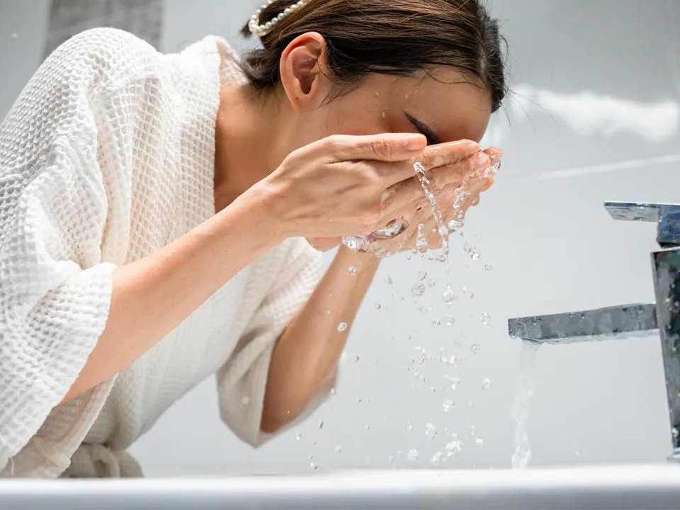 Неожиданное открытие ученых: сколько раз в день нужно умываться