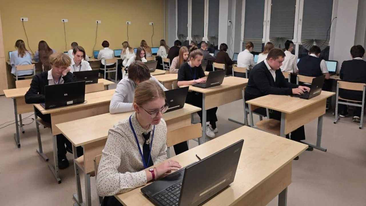 Десятиклассники Подмосковья написали региональную диагностическую работу по химии