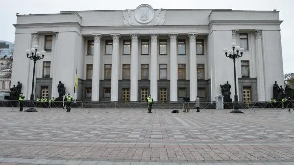 Эксперт обвинил власти Украины в желании избавиться от части населения