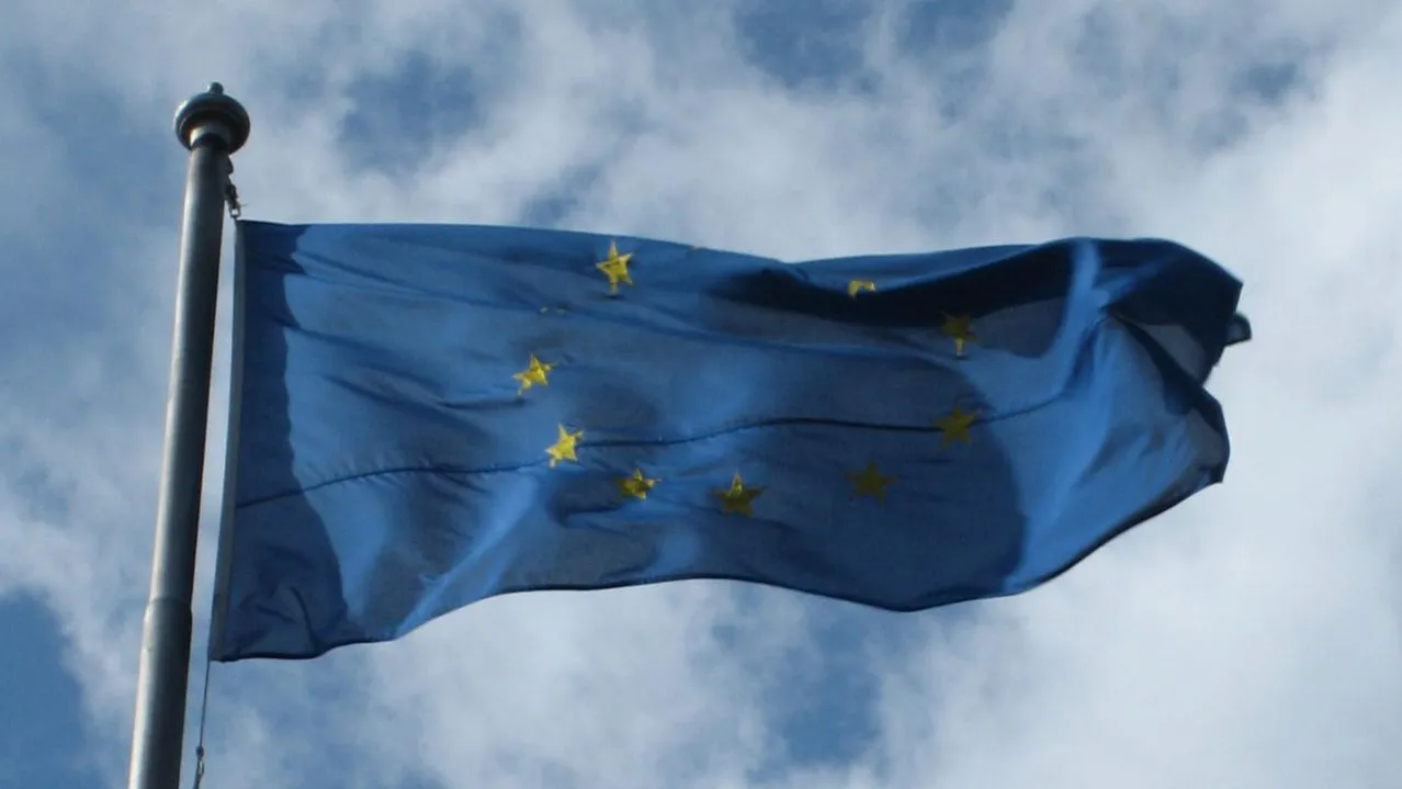 Euractiv: Евросоюз ищет альтернативу Starlink для Украины