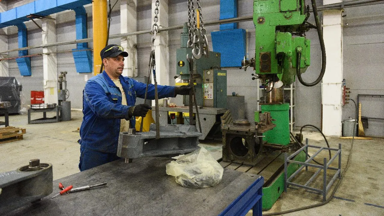 С начала 2025 года работу в Подмосковье нашли более 12 тыс. человек