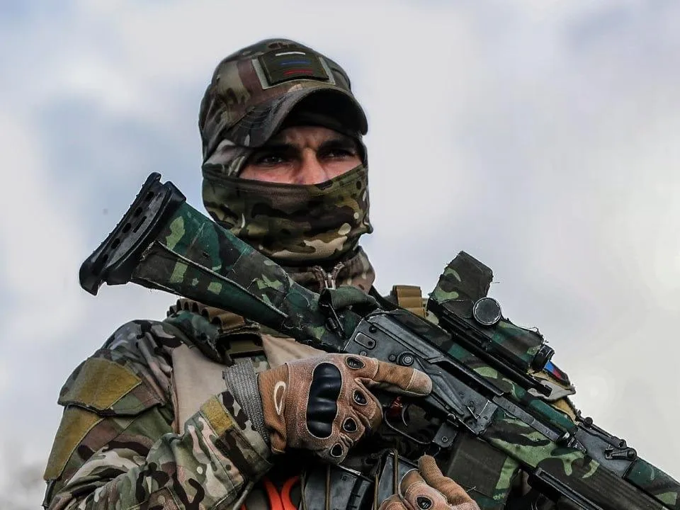 «Остались молодые, они были в шоке»: боец СВО одним автоматом отогнал ВСУ от товарищей