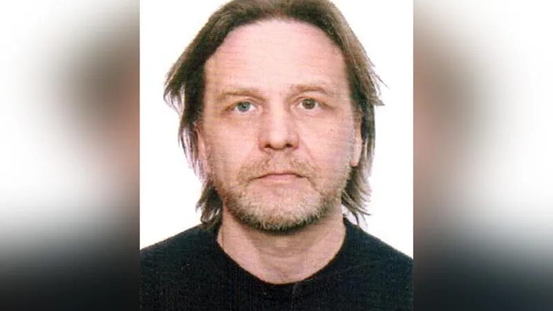 Мужчину с разноцветными глазами, пропавшего в городском округе Солнечногорск, разыскивают по всей России
