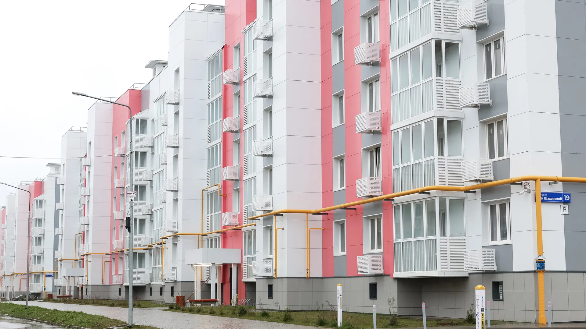 Новые дома на 2-м Шаховском проезде в Волоколамске