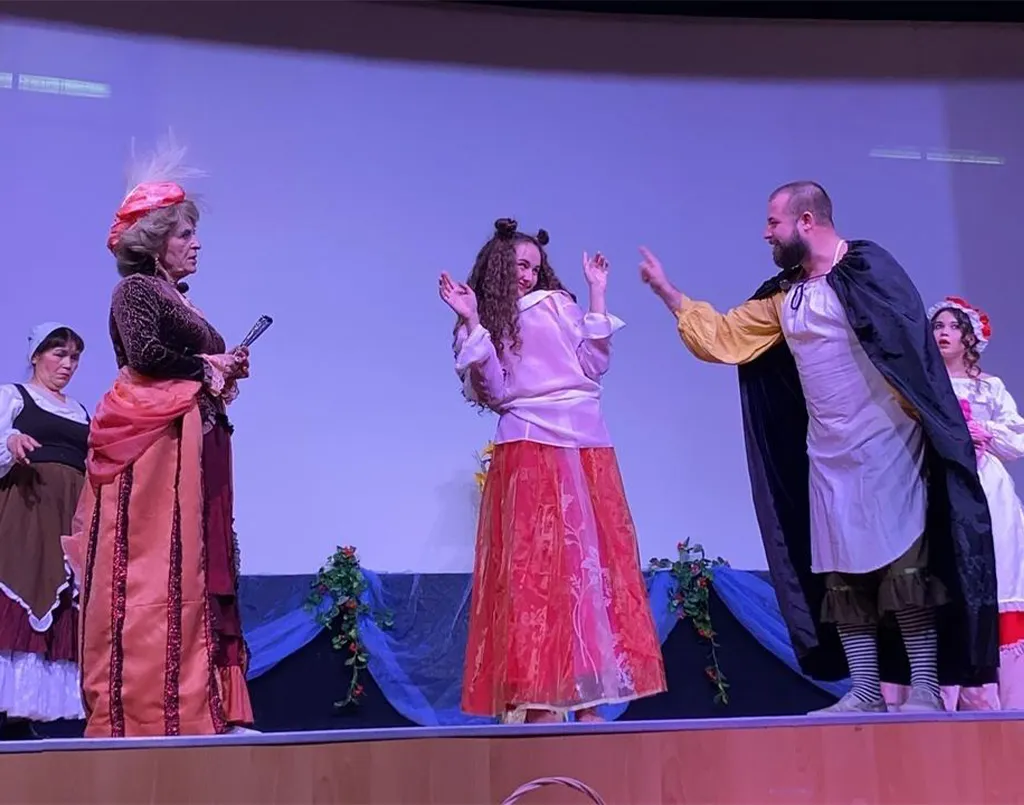 Фото: Зарайский народный театр и студия «Сказка»