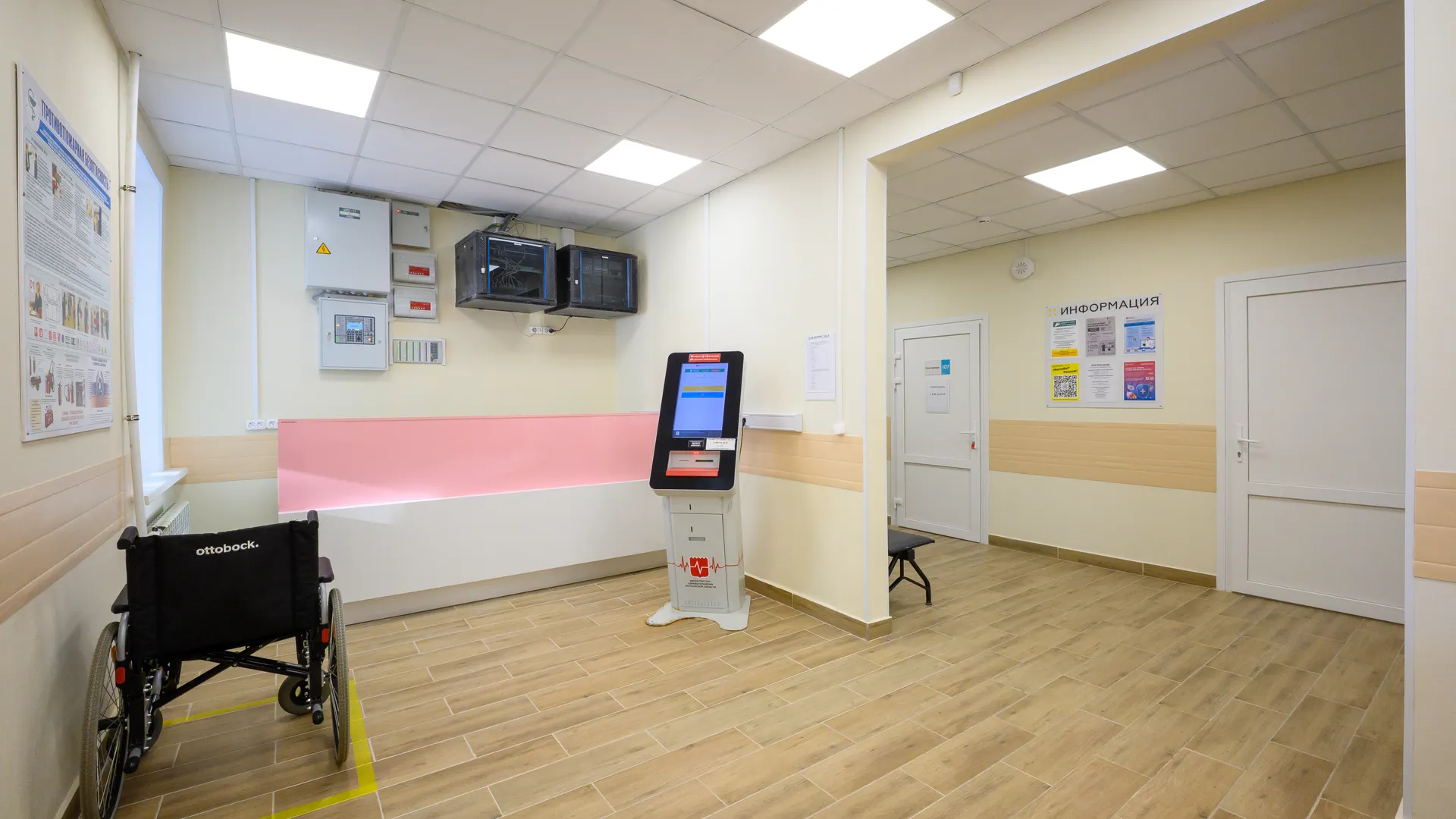 Дипломы за трех баранов ограничат: российские врачи жалуются на коллег-мигрантов