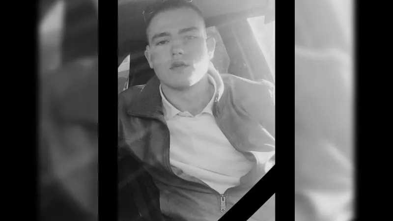 Друзья парня, насмерть задавленного на трассе под Пушкино, ищут сбежавшего водителя