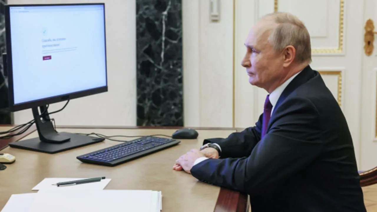 Владимир Путин отдал свой голос на дистанционных выборах мэра Москвы