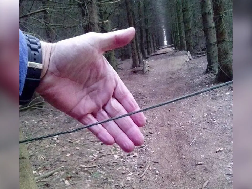 «Это покушение на жизнь»: под Рузой обнаружили опасные растяжки против мотоциклистов