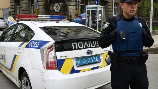 У полицейских в Запорожье угнали служебный автомобиль