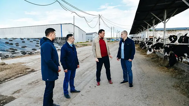 Глава Городского округа Пушкинский осмотрел одно из сельскохозяйственных предприятий округа
