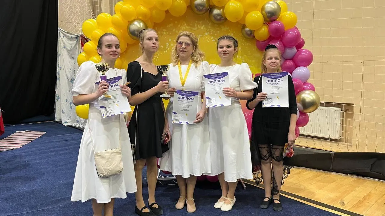 Елена Малахова