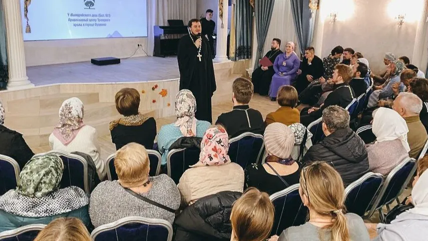 Фото: Троицкий храм города Пушкино