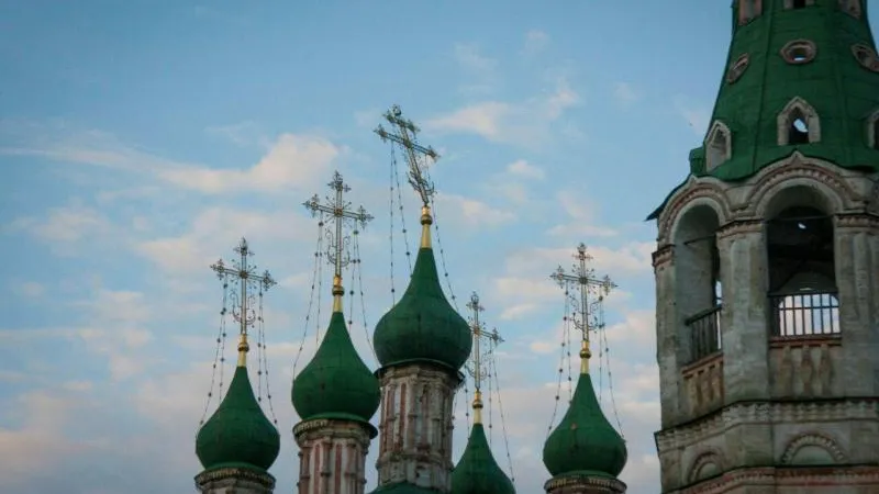 Старинный крест храма, погнутый ураганом, отреставрируют в Серпухове