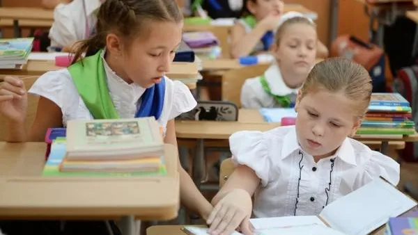 Более 2,3 млрд руб выделили на подготовку школ МО к учебному году