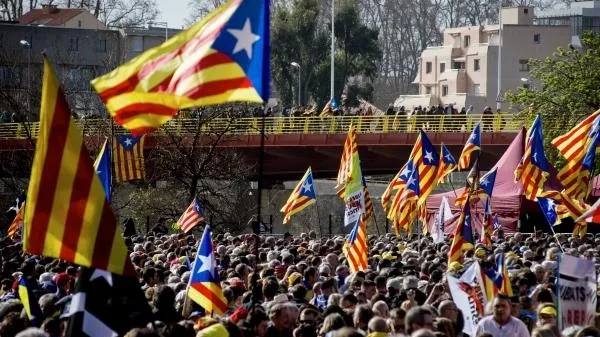 В Каталонии спели песню «Калинка» в ответ на обвинения в связях с Россией