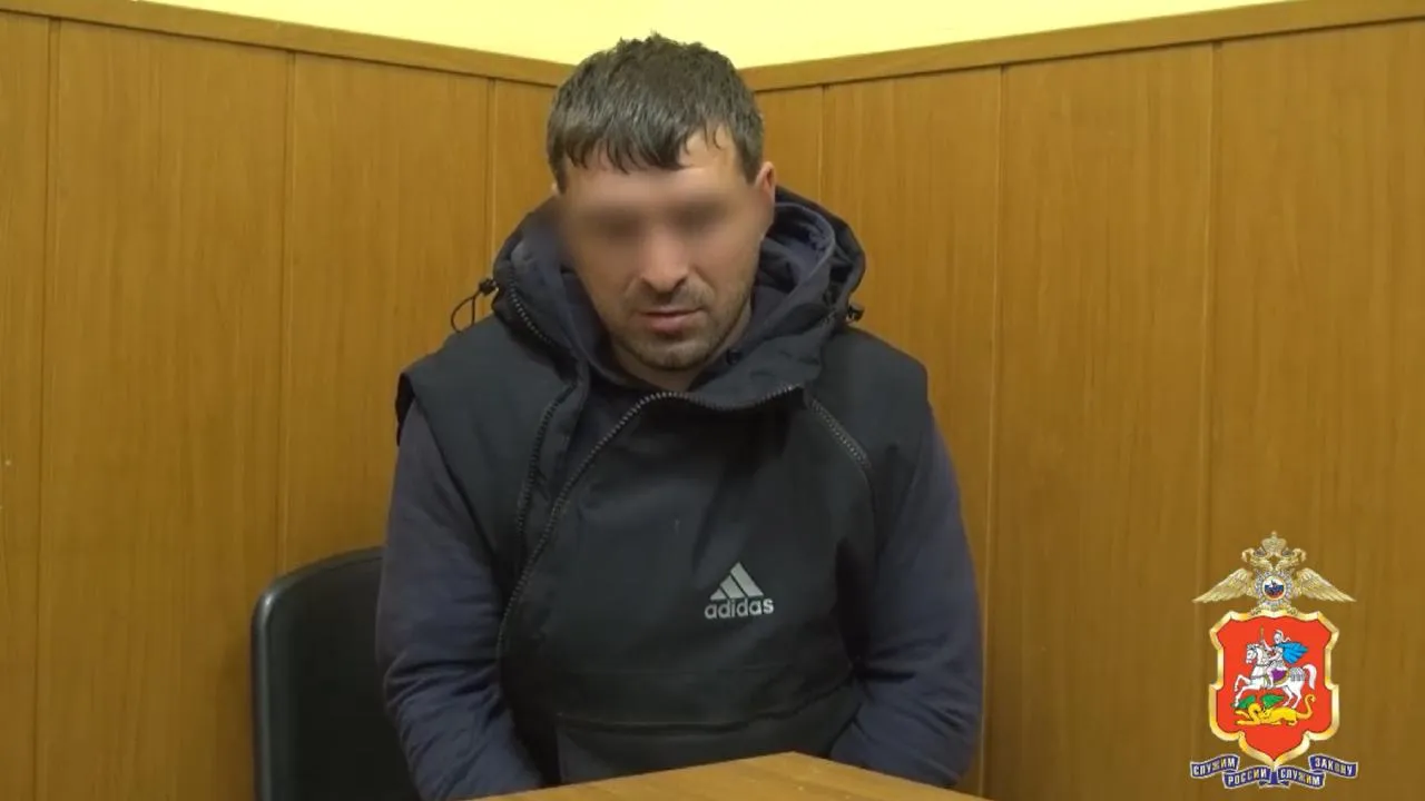 Курьера телефонных мошенников, обманувших трех пенсионерок, задержали в Подмосковье