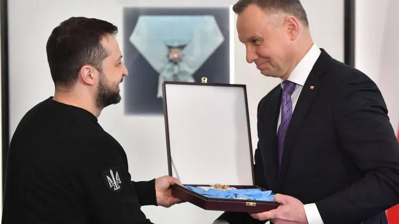 В Польше раскритиковали вручение Зеленскому ордена Белого орла