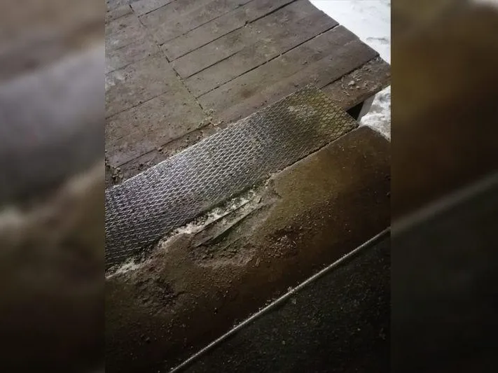 На ступеньку-убийцу пожаловались в Павловском Посаде. Ответ администрации