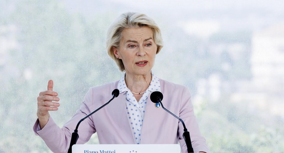 Euractiv: подписи под вотумом недоверия фон дер Ляйен оставили 74 депутата ЕП