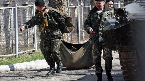 Украинские военнослужащие, покинувшие Крым, могут оказаться на улице