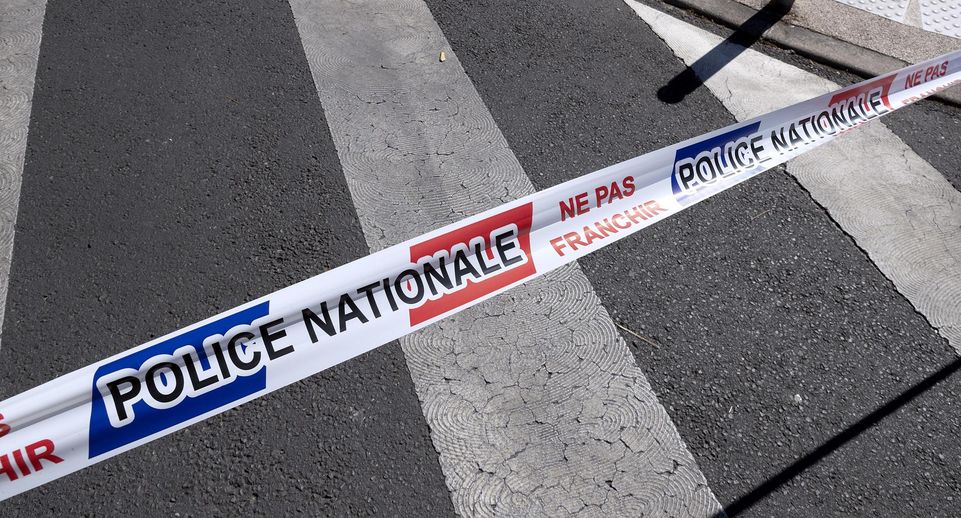 Le Parisien узнала о найденном во Франции выпотрошенном трупе в странной позе