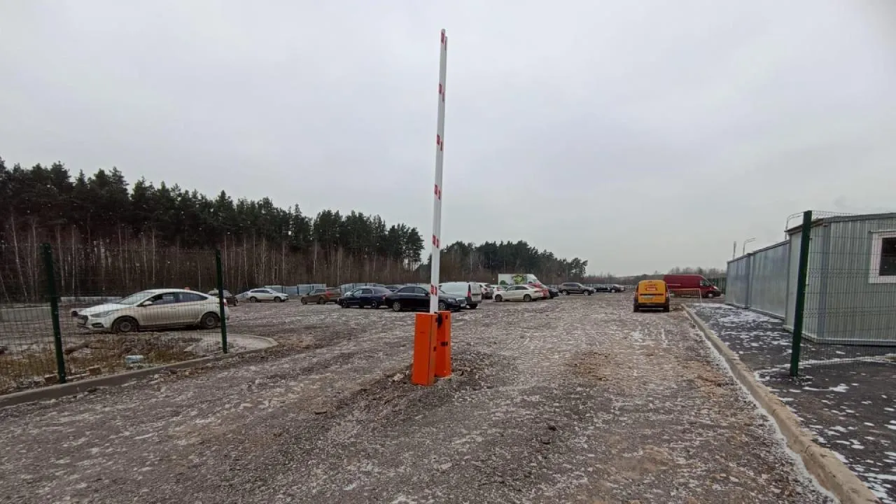 Новая плоскостная парковка появилась в подмосковном Красногорске