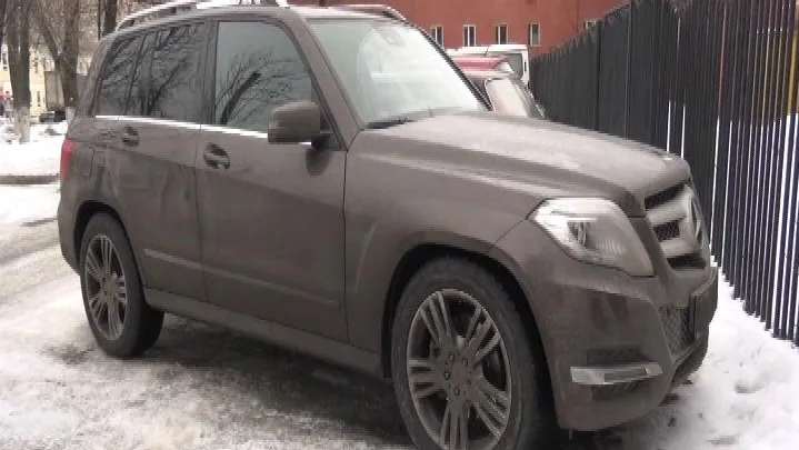 Угонщиков иномарки задержали во время кражи в Реутове