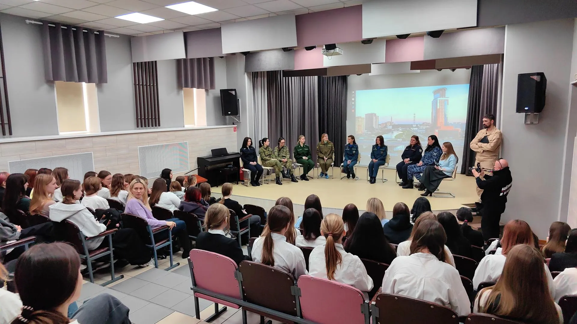 Елена Катасонова