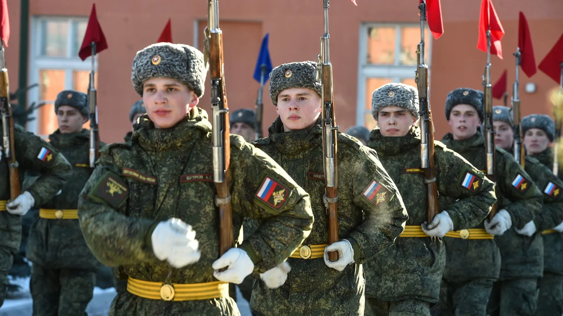 Советник главы ДНР Гагин объяснил, почему конфликт на Украине так труден для России