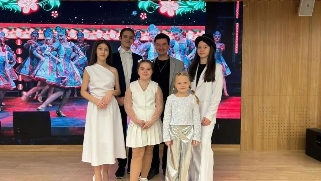 Александр Шеховцов