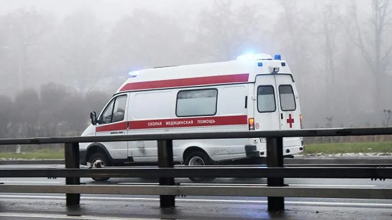 Под колеса иномарки в Москве попали 4 человека, один из пострадавших погиб