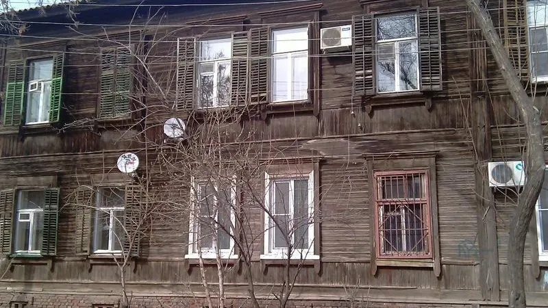 Не признанный аварийным барак в Софрино проверят следователи
