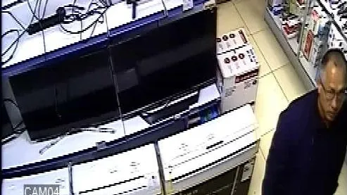 Полиция разыскивает грабителя магазина бытовой техники в Серебряных Прудах 
