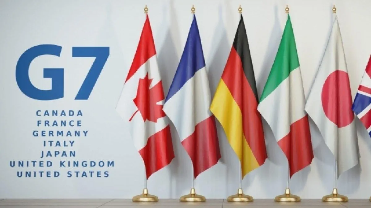 Bloomberg: G7 собирается отказаться от ужесточения потолка цен на нефть из РФ