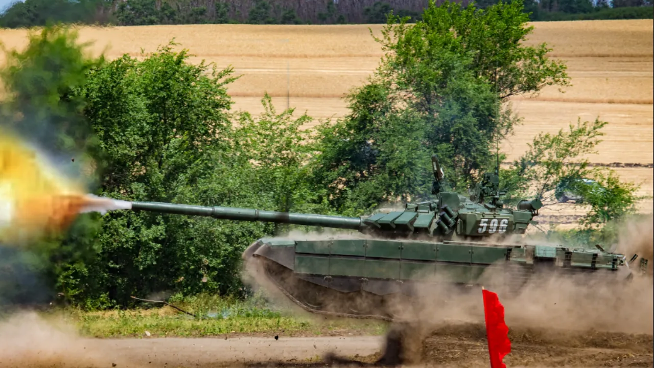 Мужчина, спасший военкора Поддубного, помог жителям Курской области