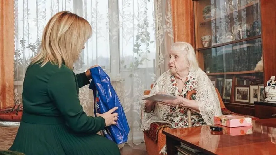 Глава Клина навестила ветерана и поздравила с годовщиной снятия блокады Ленинграда