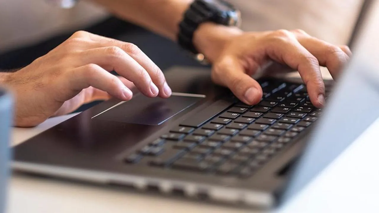 istockphoto.com/uchar