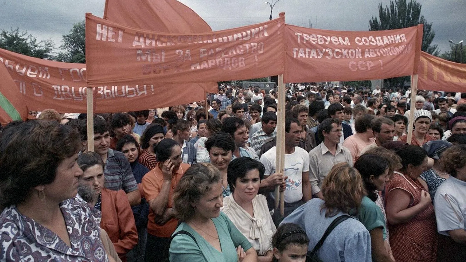 Митинг гагаузов города Комрат, 1 июня 1989 года. И. Зенин